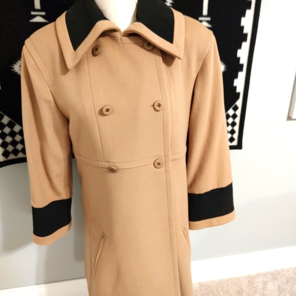 🥰 Host Pick!Vintage Authentic Chanel Brand 1980's Wool Peacoat, Tan & Black, 38 - Picture 3 of 14